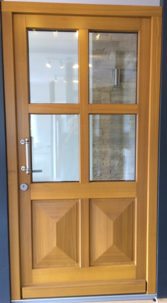 Holzhaustür mit Glas-Kassetten in Bremerhaven 